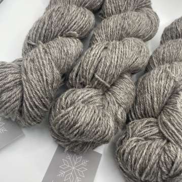 Langsoond DK Undyed Yarn - Haigrie - Image 2